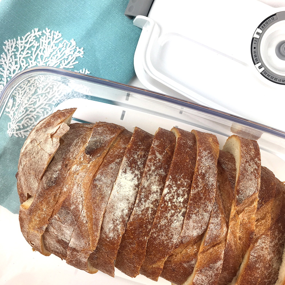 Prep & Seal BPA-Free TRITAN Vacuum Container Bread Box 4.5L (Pump,Tray)
